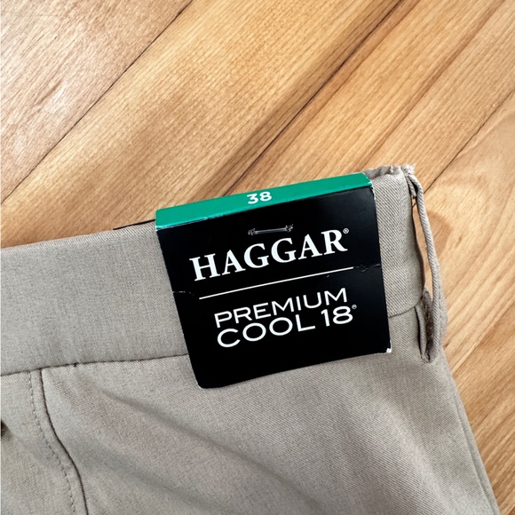 New HAGGAR Mens Cool 18 Golf Shorts Tan Sand Sz 38 Superflex Waistband - Picture 8 of 12